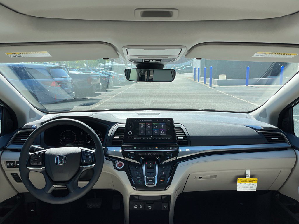 New 2027 Honda Odyssey Touring image 10