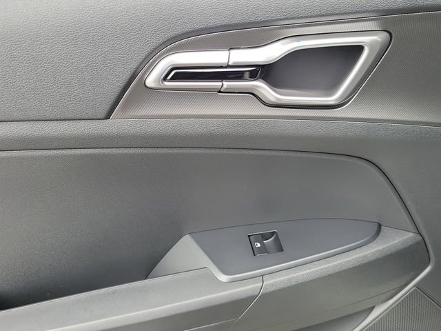 New 2026 Kia Sportage LX FWD image 13