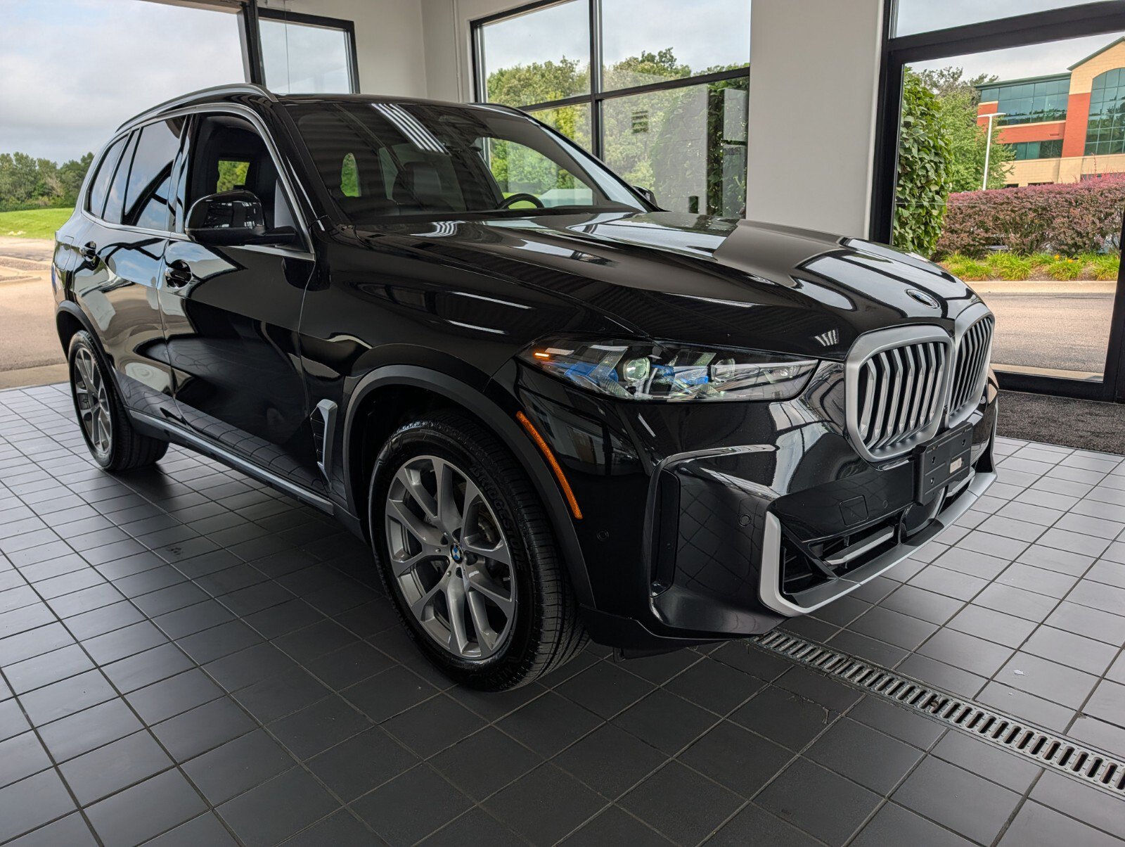 Used 2026 BMW X5 xDrive40i w/ Premium Package AWD/4WD video 1