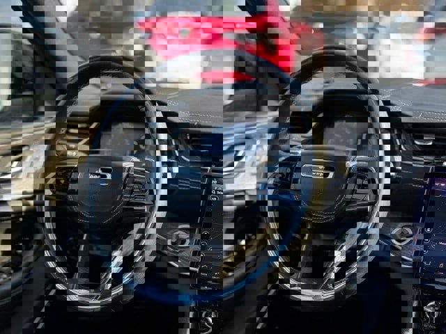 Used 2021 Jeep Grand Cherokee L Overland w/ Luxury Tech Group IV image 13