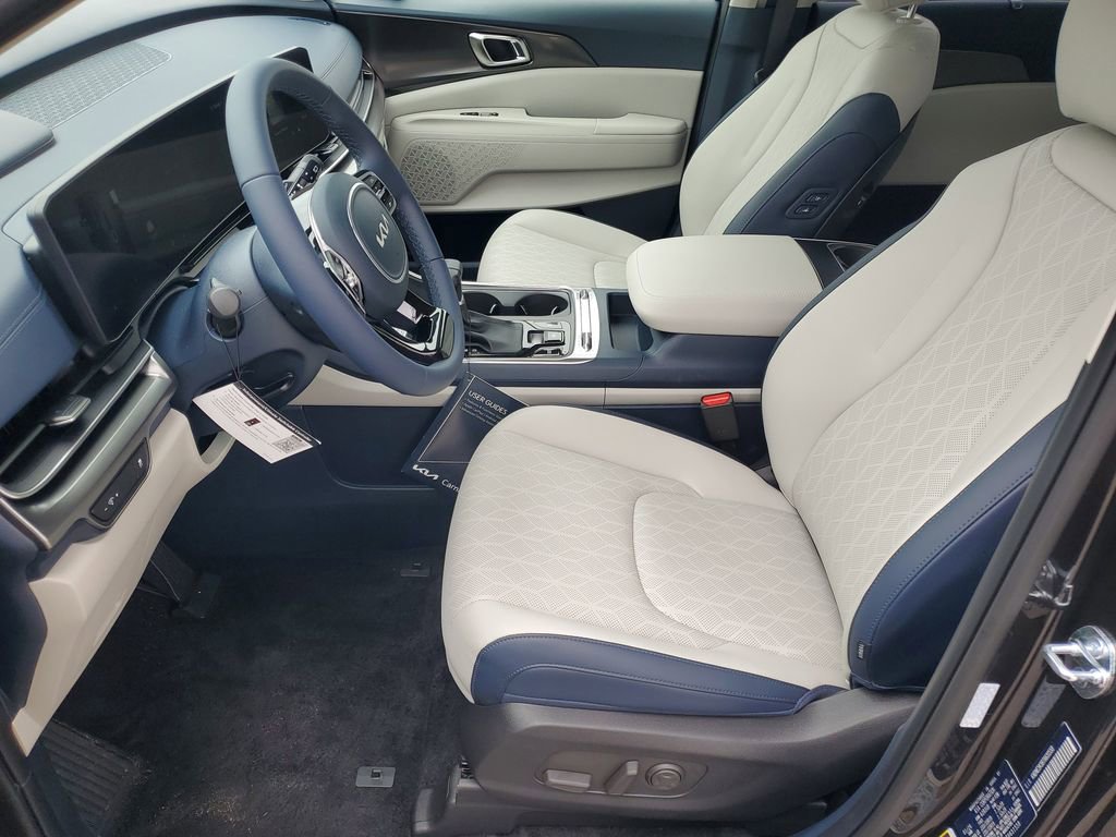 New 2026 Kia Carnival SX w/ SX Dark Edition Package FWD image 5