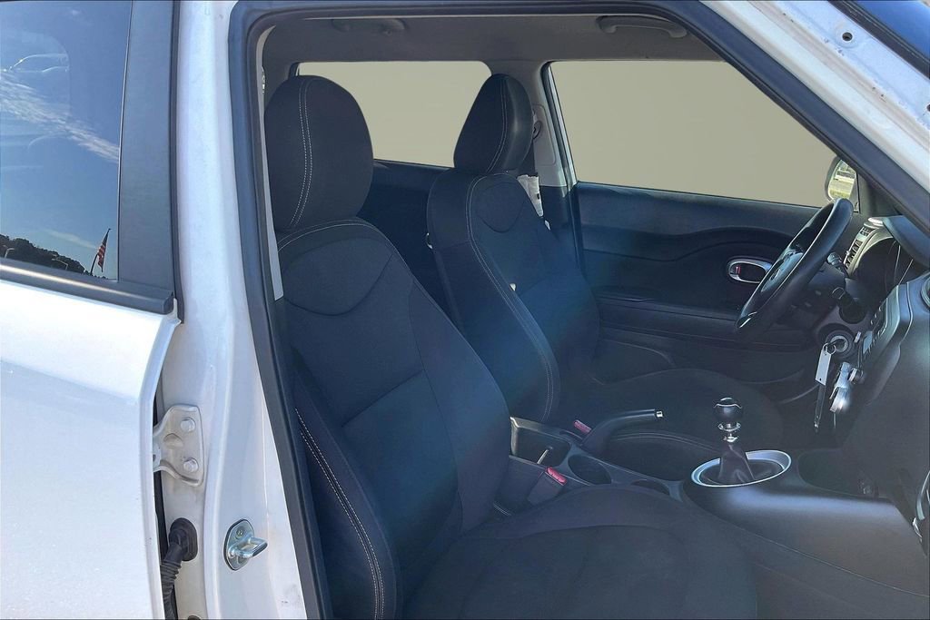 Used 2016 Kia Soul image 7