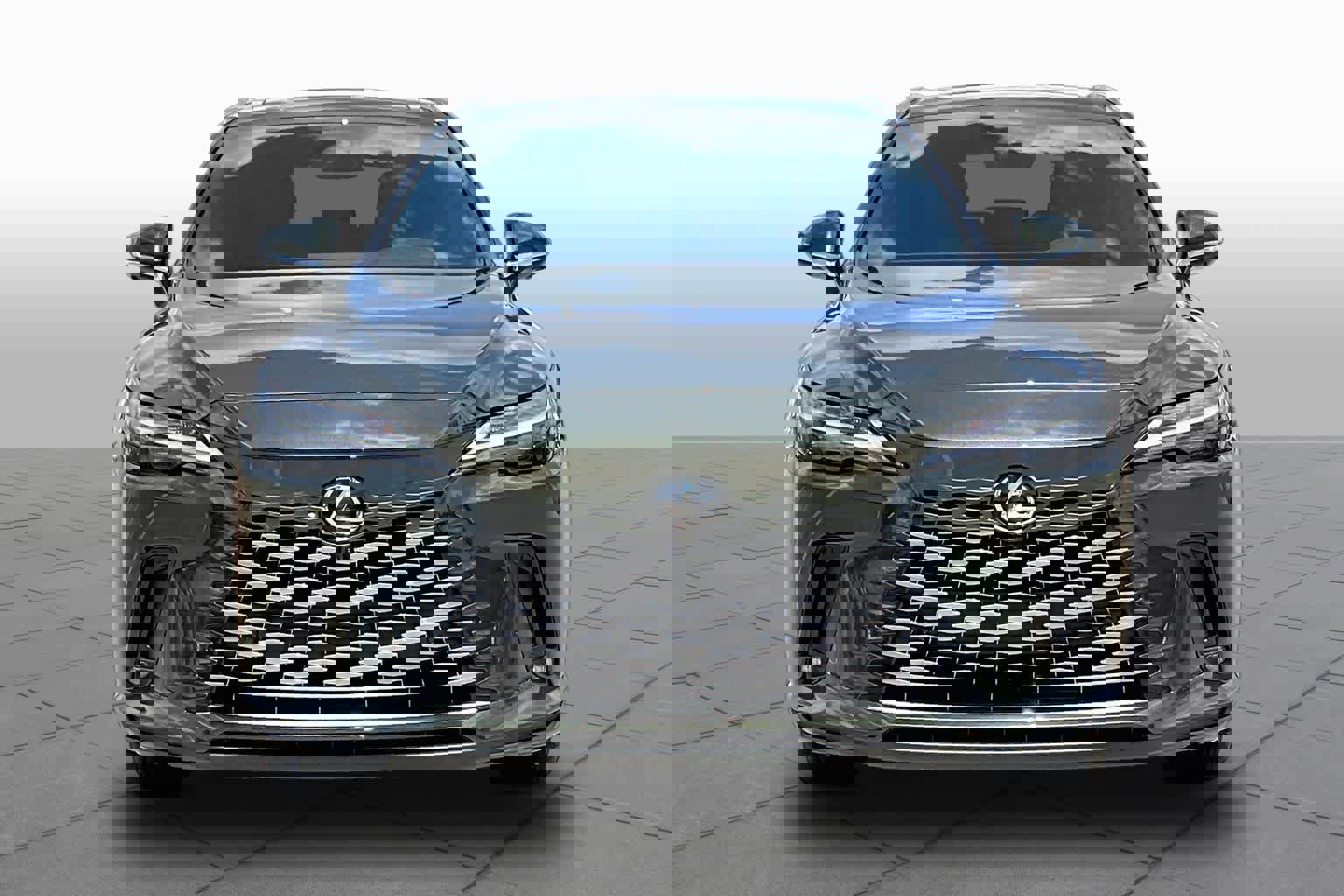 Used 2025 Lexus RX 350 Premium w/ Convenience Package image 4