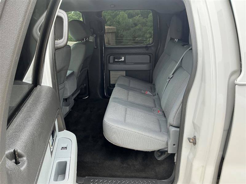 Used 2014 Ford F150 XLT w/ Equipment Group 301A Mid AWD/4WD image 32