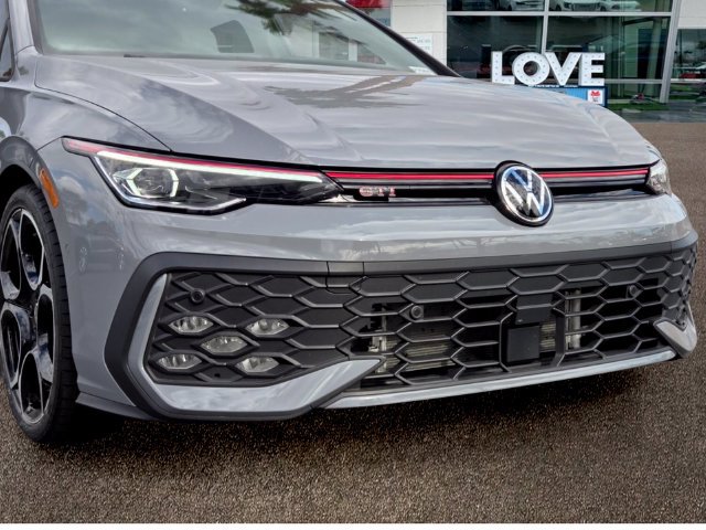 Certified 2025 Volkswagen GTI Autobahn FWD image 9