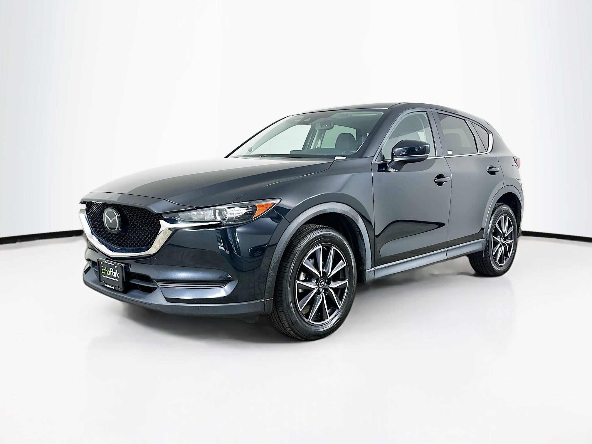 Used 2018 MAZDA CX-5 Touring w/ Preferred Equipment Package image 3