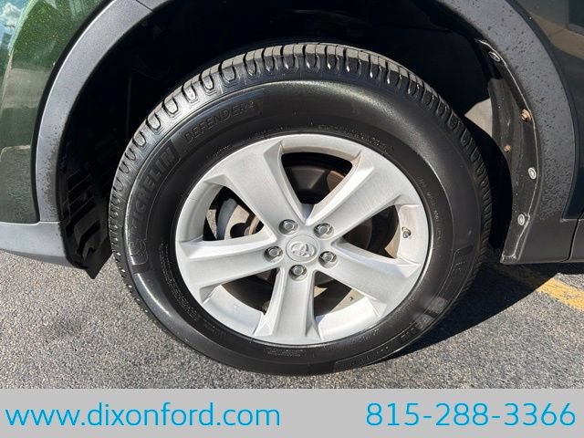 Used 2013 Toyota RAV4 XLE AWD/4WD image 29