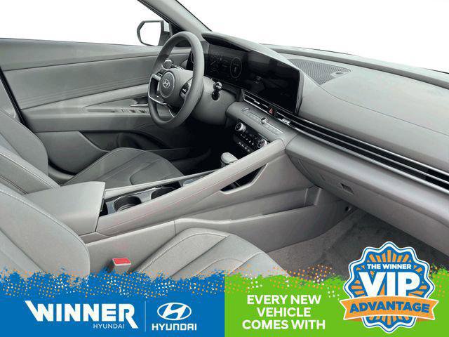 New 2025 Hyundai Elantra Blue image 15