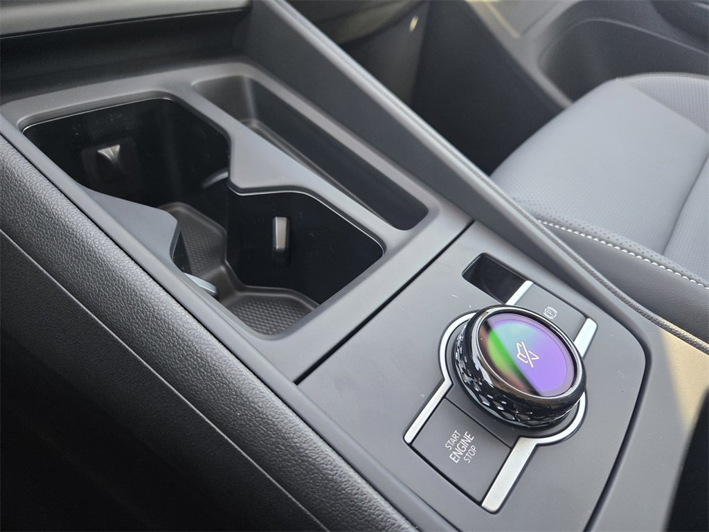 New 2026 Volkswagen Tiguan SE image 17