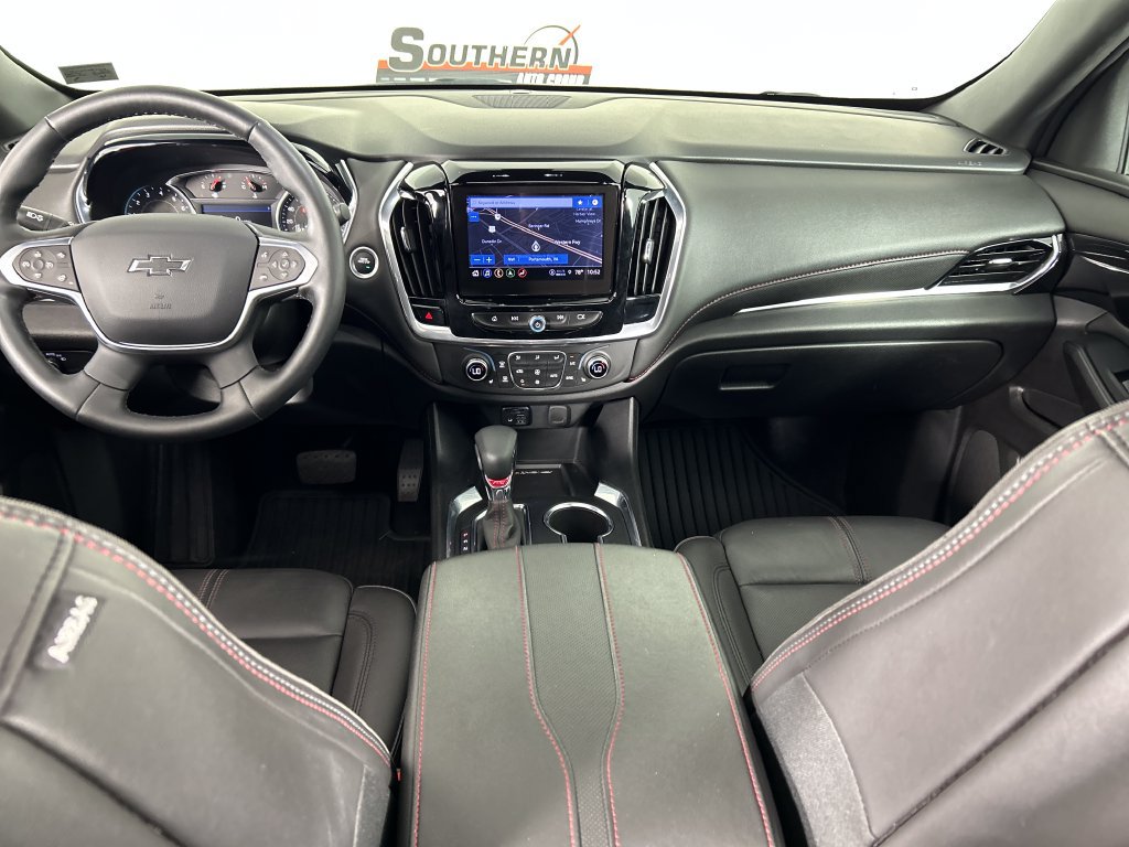 Used 2023 Chevrolet Traverse RS AWD/4WD image 19