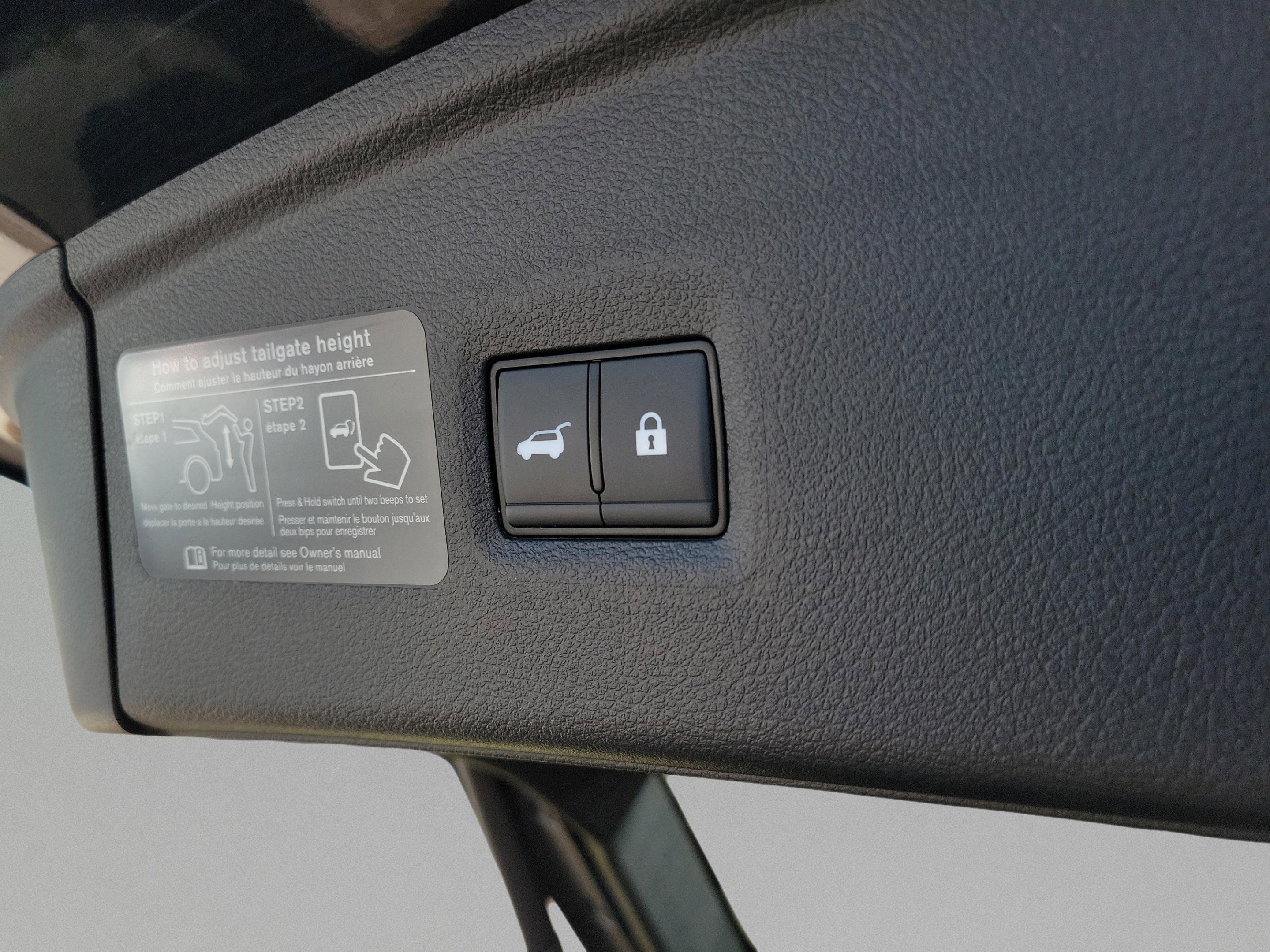 Certified 2025 INFINITI QX55 Luxe w/ Cargo Package image 30