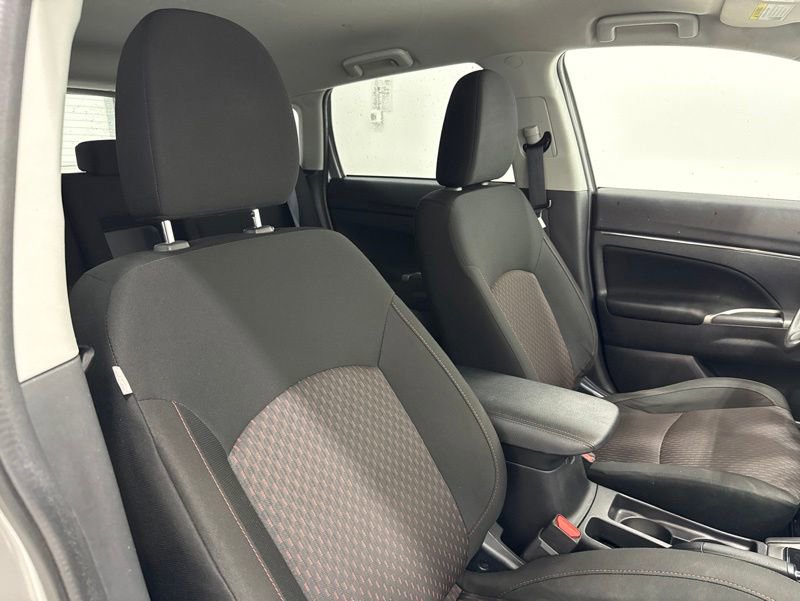Used 2019 Mitsubishi Outlander Sport ES AWD/4WD image 10