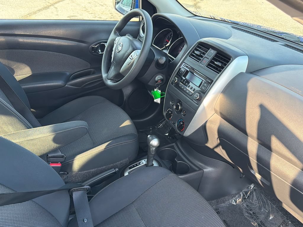 Used 2016 Nissan Versa SV w/ SV Appearance Package FWD image 22