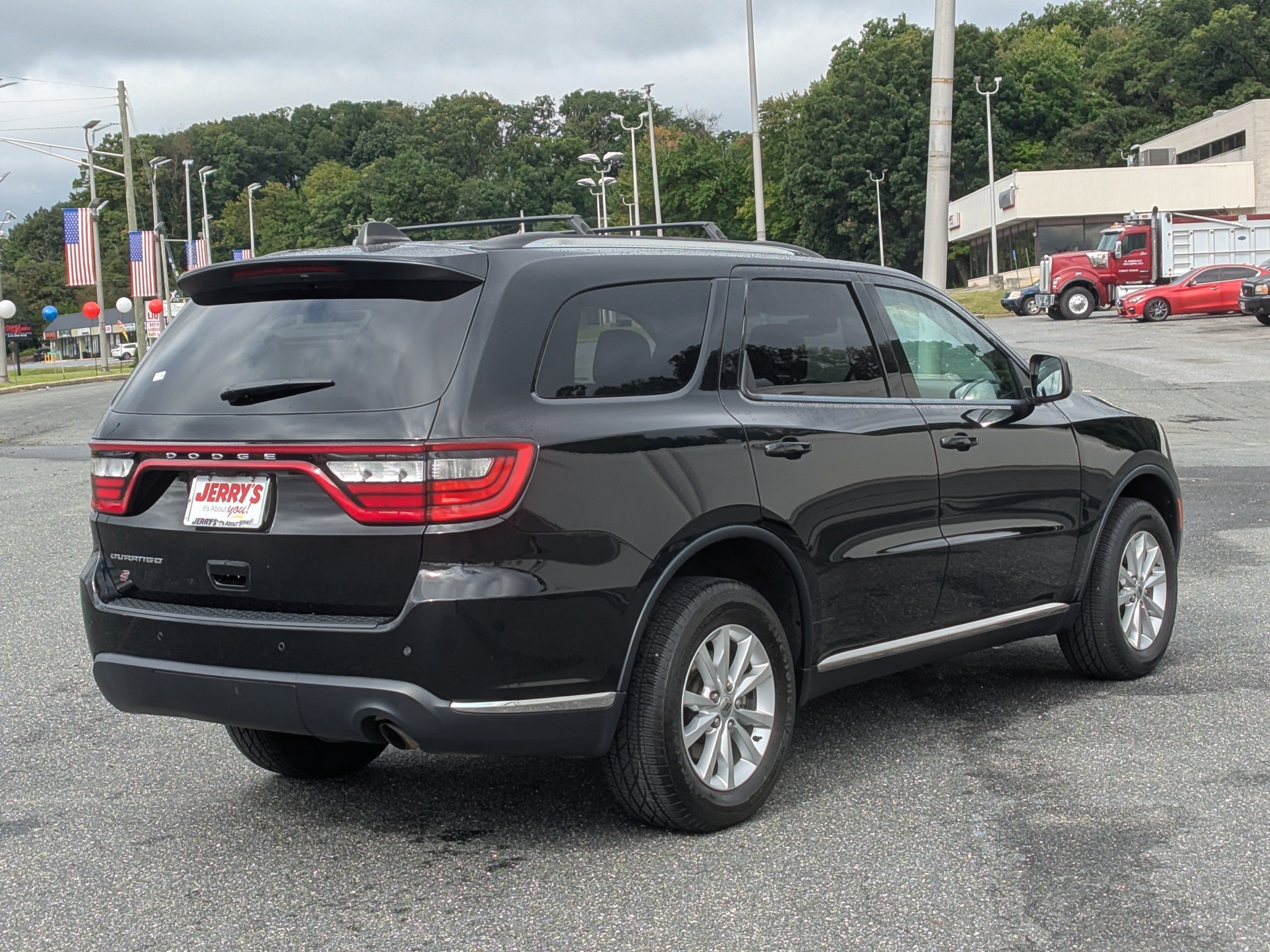 Used 2022 Dodge Durango SXT AWD/4WD image 9