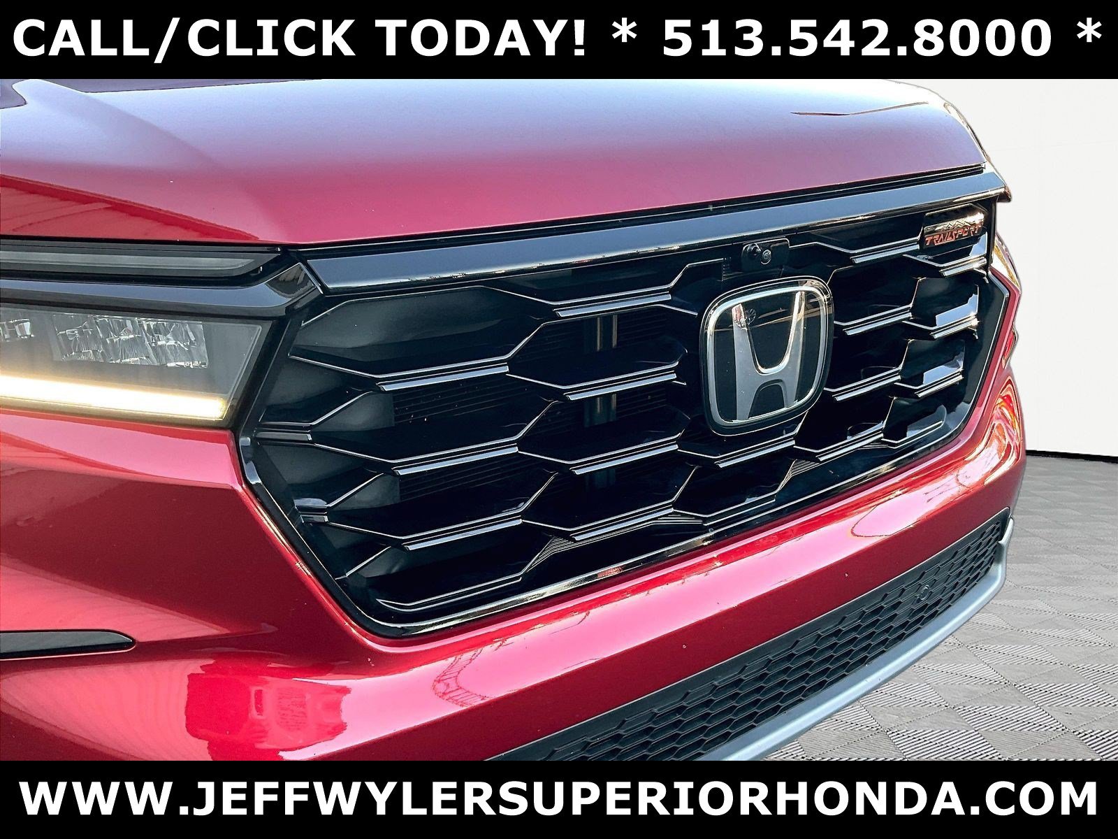 Used 2025 Honda Pilot TrailSport image 34