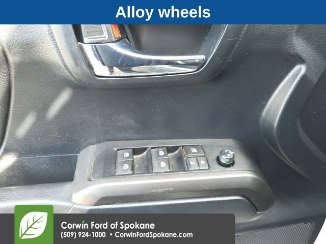 Used 2019 Toyota Tacoma TRD Off-Road w/ Technology Package image 23