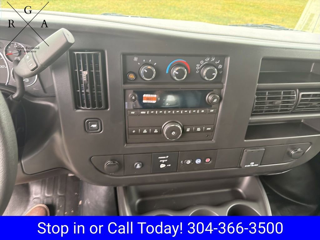 New 2025 Chevrolet Express 3500 w/ Driver Convenience Package RWD image 19