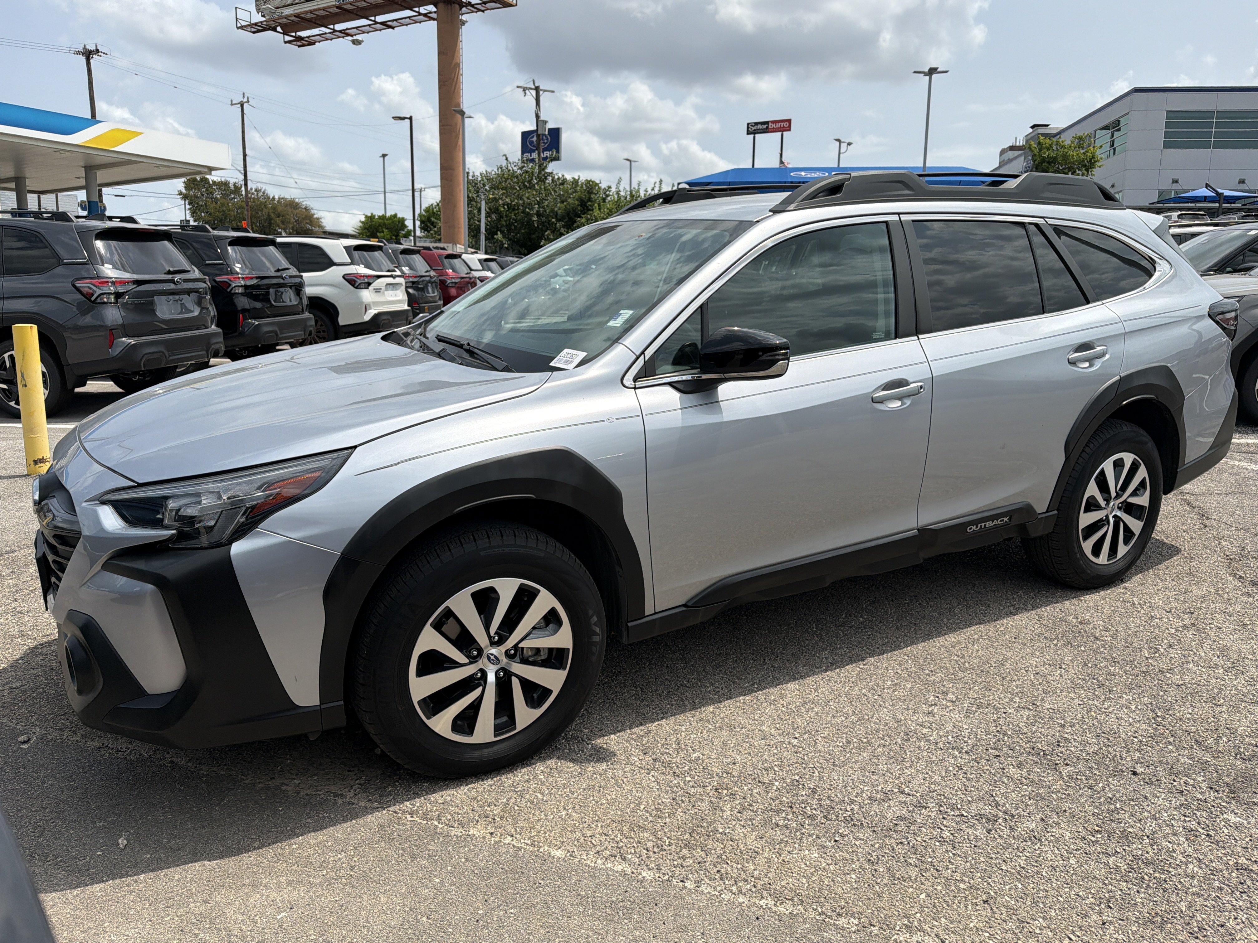 Certified 2024 Subaru Outback Premium AWD/4WD image 7