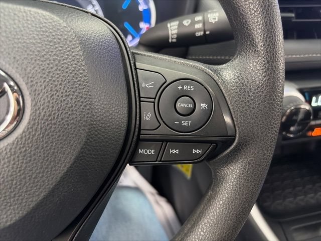 Certified 2024 Toyota RAV4 LE AWD/4WD image 18