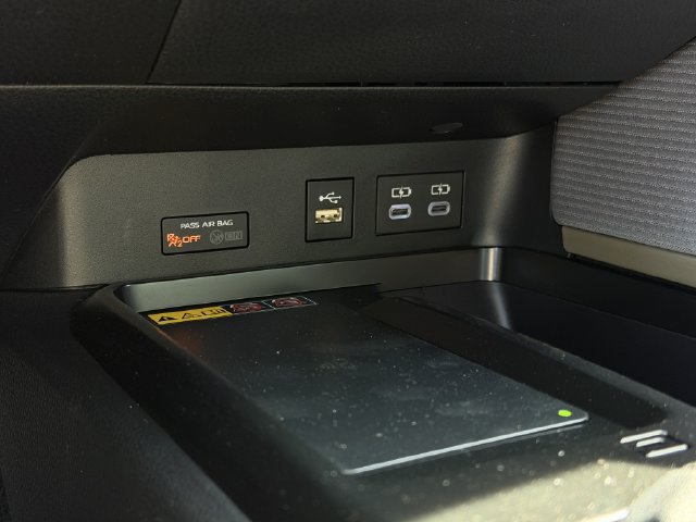 New 2026 Toyota Camry SE w/ Multimedia Upgrade Package FWD image 19