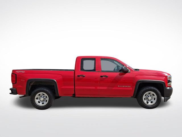 Used 2017 Chevrolet Silverado 1500 W/T w/ WT Convenience Package AWD/4WD image 7
