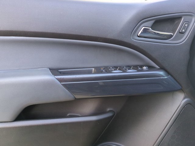 Used 2017 Chevrolet Colorado Z71 w/ LPO, Gearon Divider Package image 11