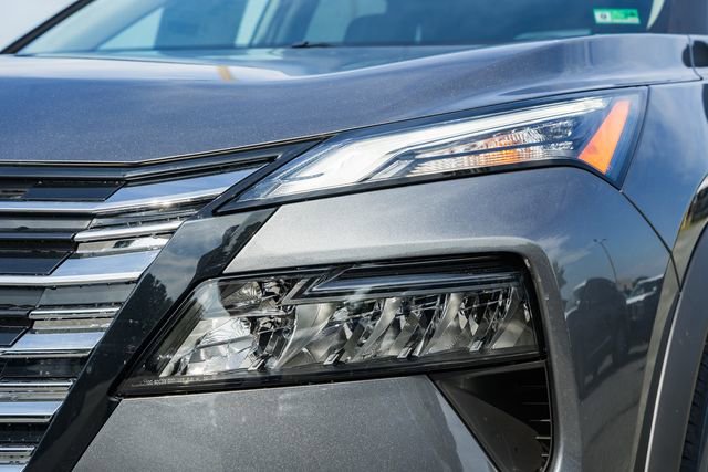 New 2026 Nissan Rogue S image 14