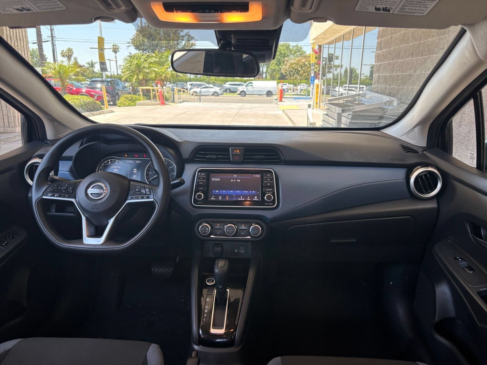 Used 2025 Nissan Versa SV FWD image 31