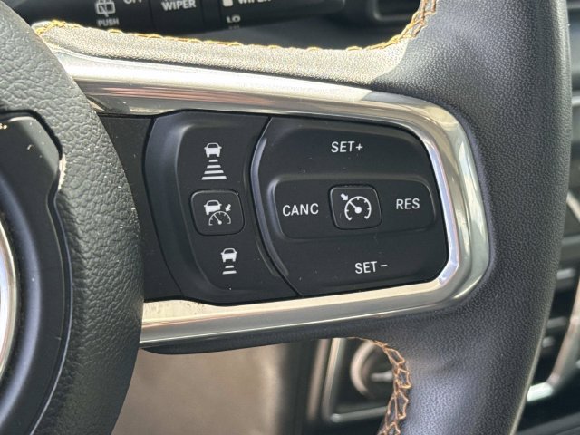 Used 2024 Jeep Wrangler Unlimited Sahara AWD/4WD image 29