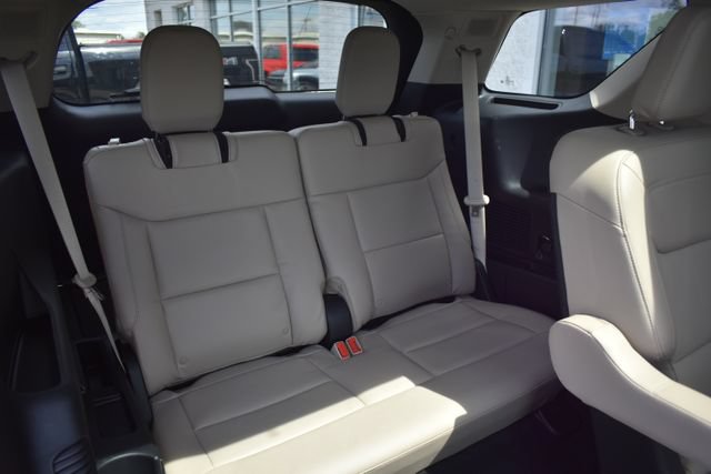 Used 2022 Ford Explorer Limited w/ Limited Technology Package AWD/4WD image 51