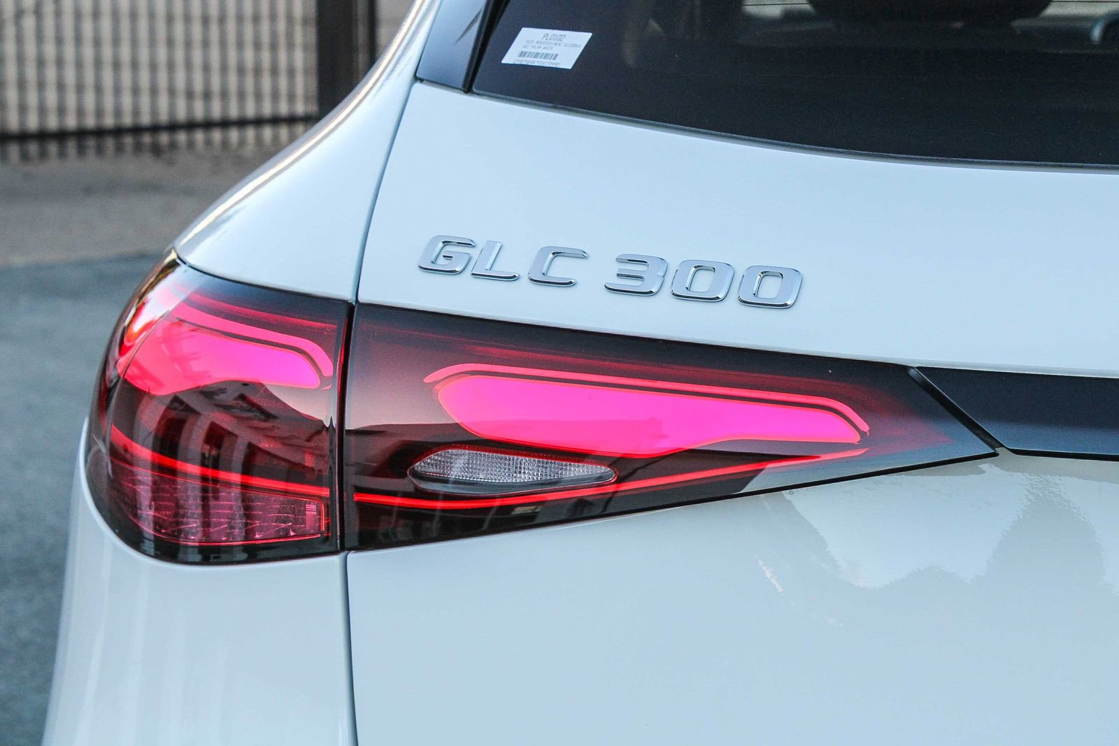 Certified 2025 Mercedes-Benz GLC 300 4MATIC image 10