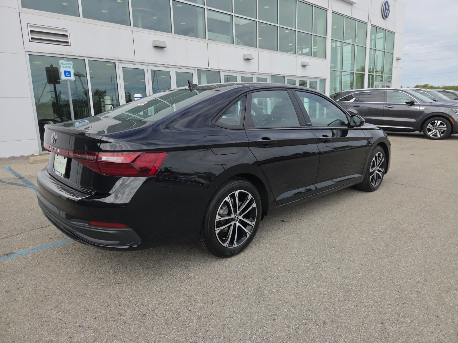 New 2027 Volkswagen Jetta Sport FWD image 7