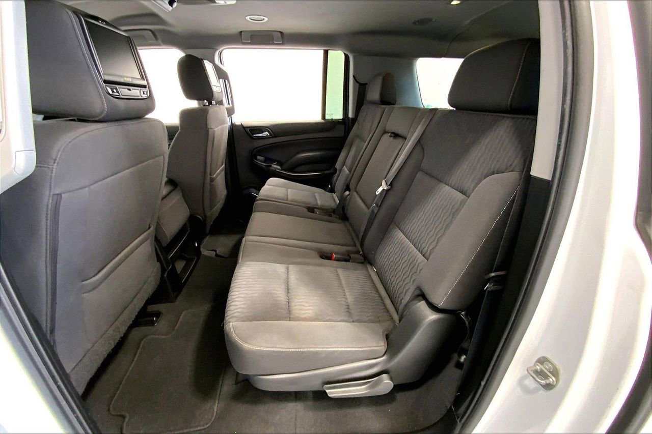 Used 2019 Chevrolet Suburban LS image 17