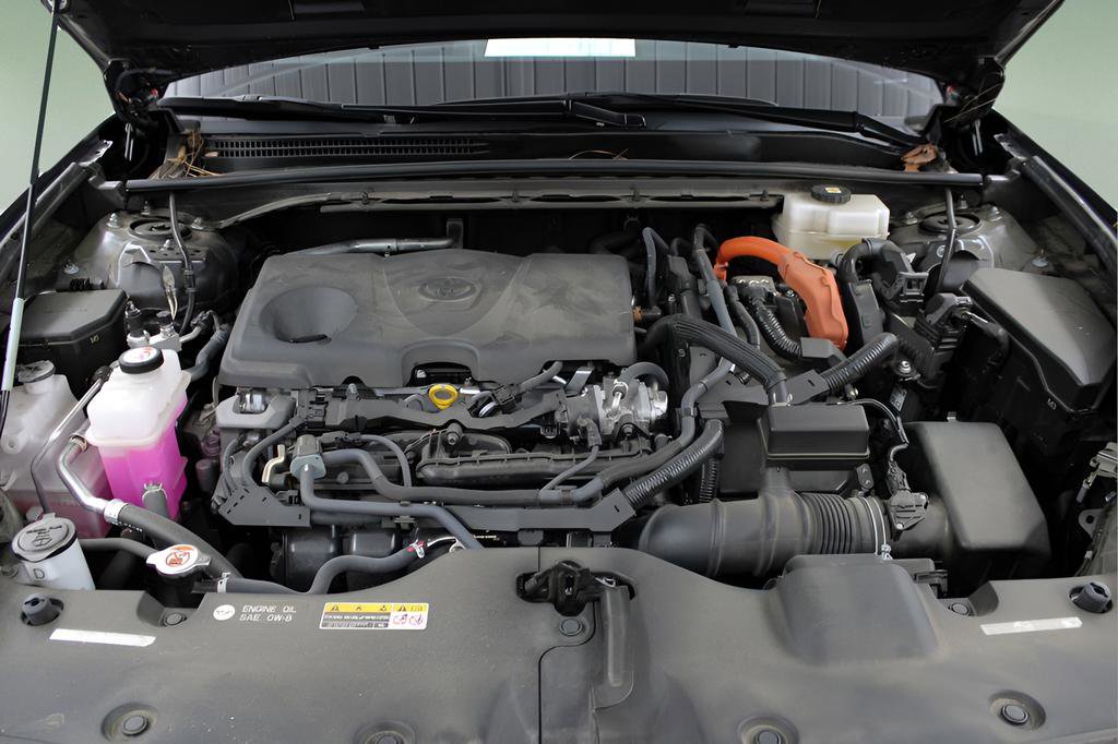 Used 2023 Toyota Crown Limited image 38