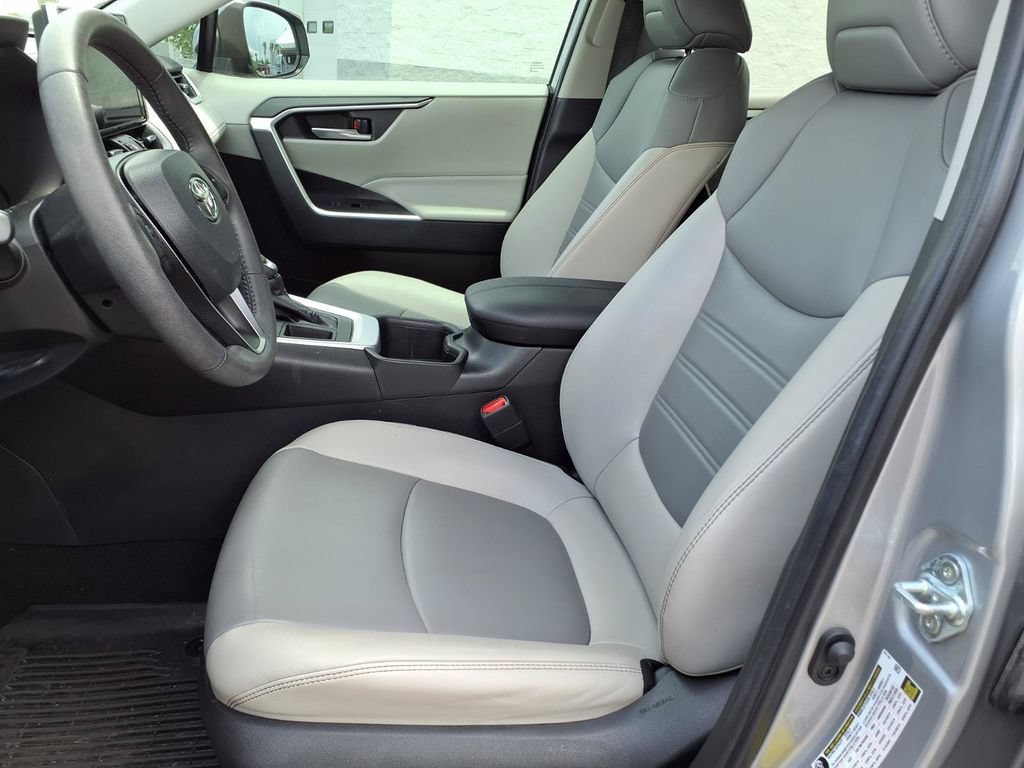 Used 2023 Toyota RAV4 XLE Premium FWD image 25