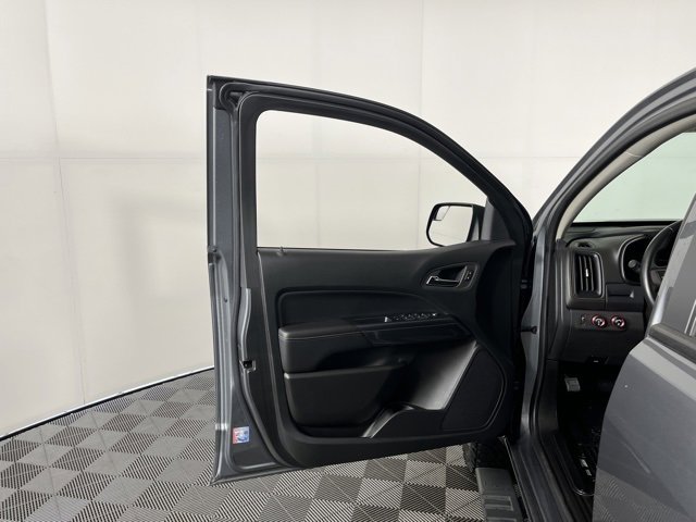 Used 2022 GMC Canyon AT4 w/ Trailering Package image 15