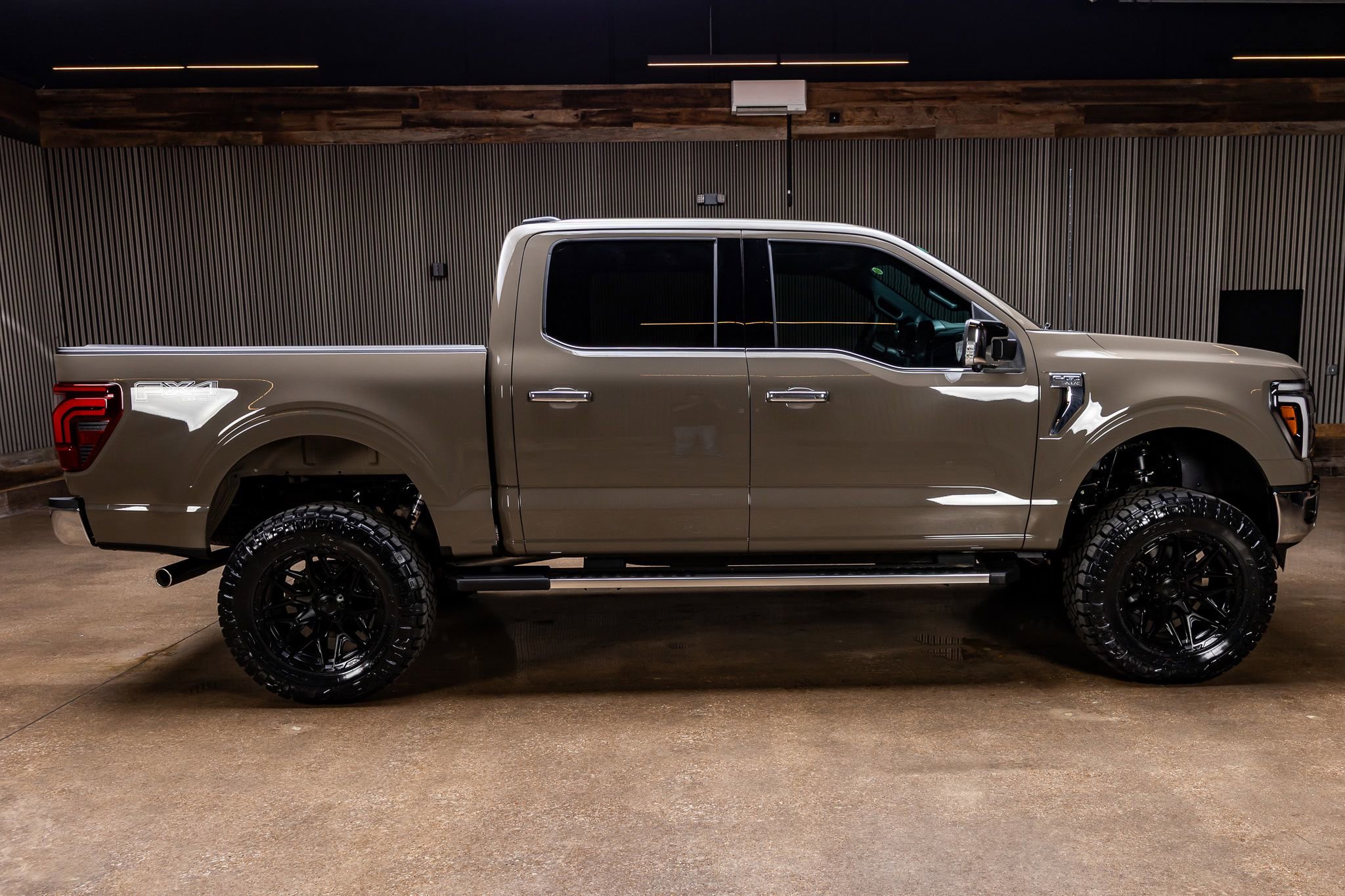 Used 2026 Ford F150 Lariat AWD/4WD image 11