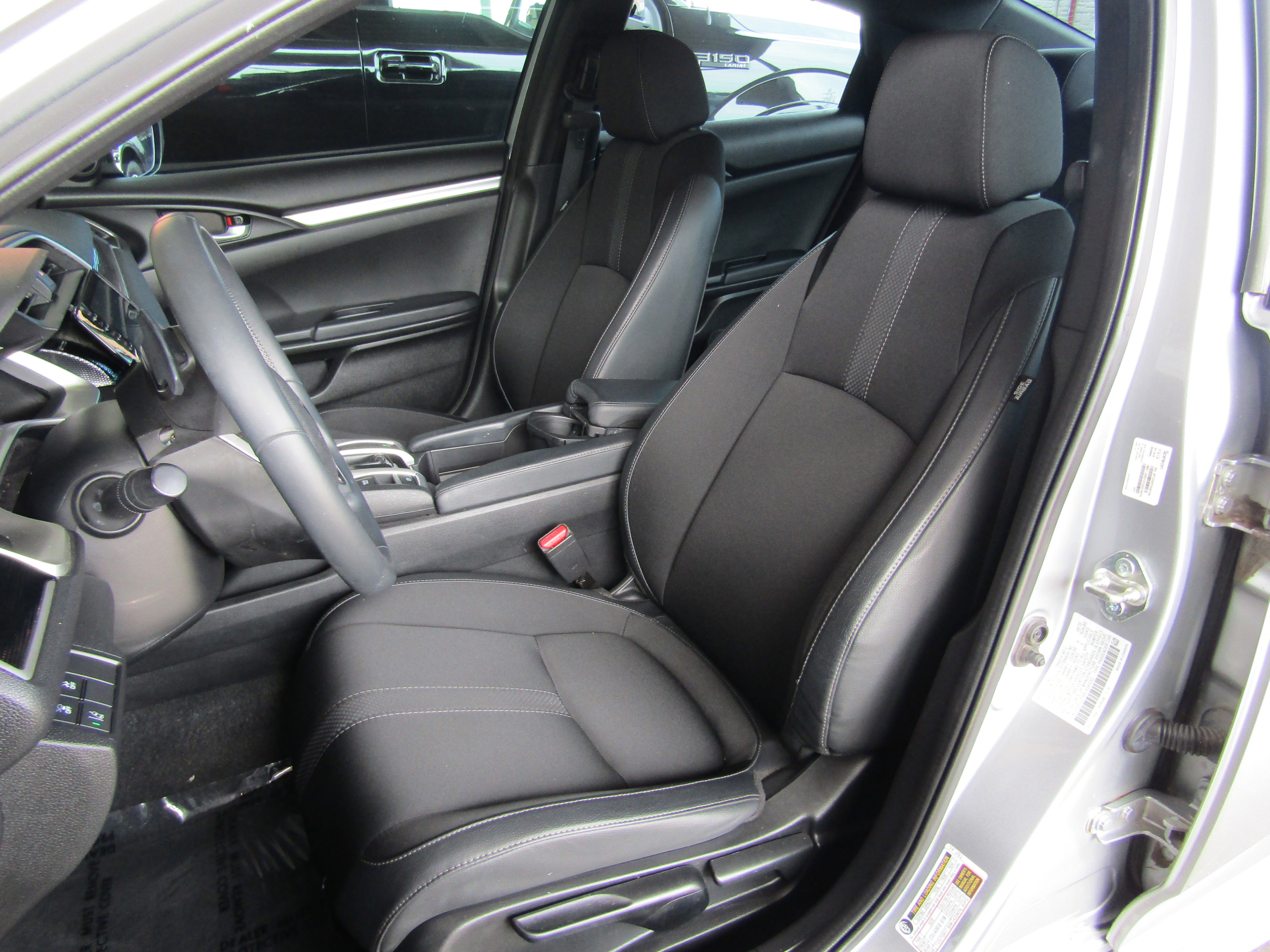 Used 2020 Honda Civic Sport image 8