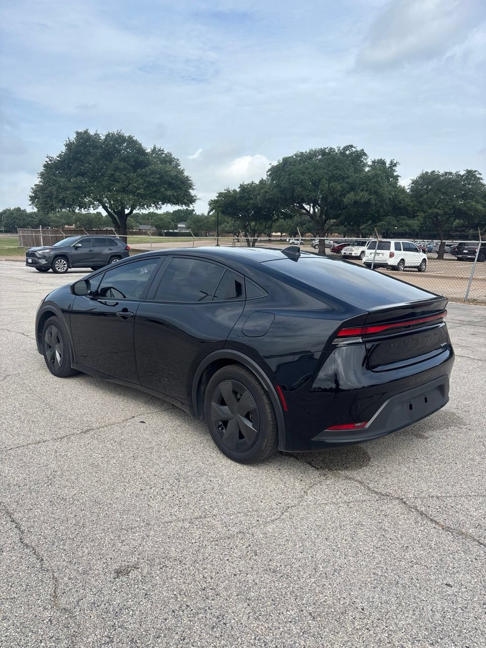 Used 2026 Toyota Prius LE FWD image 6