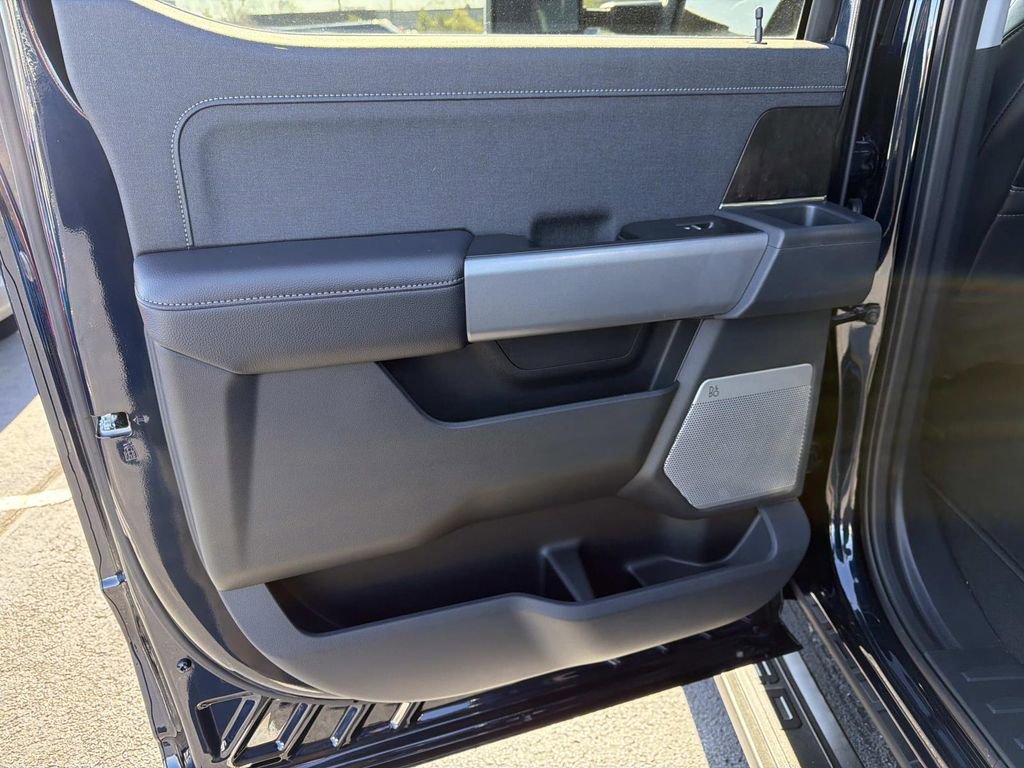 Used 2024 Ford F250 Lariat w/ Lariat Ultimate Package image 15