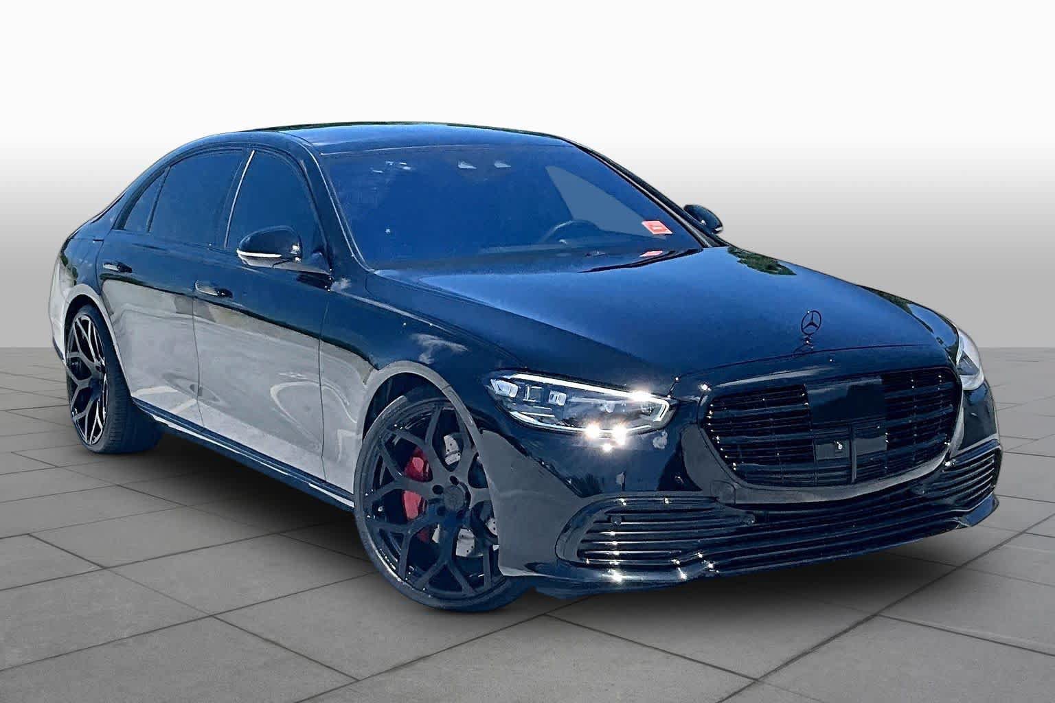 Used 2023 Mercedes-Benz S 500 4MATIC image 3