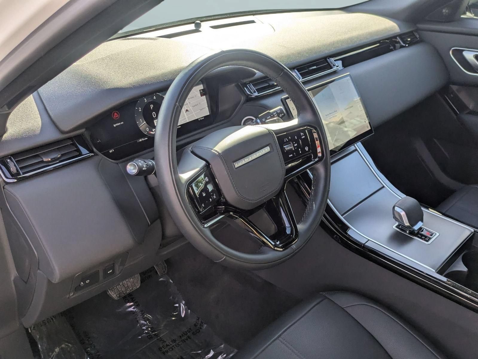 Used 2026 Land Rover Range Rover Velar S AWD/4WD image 13