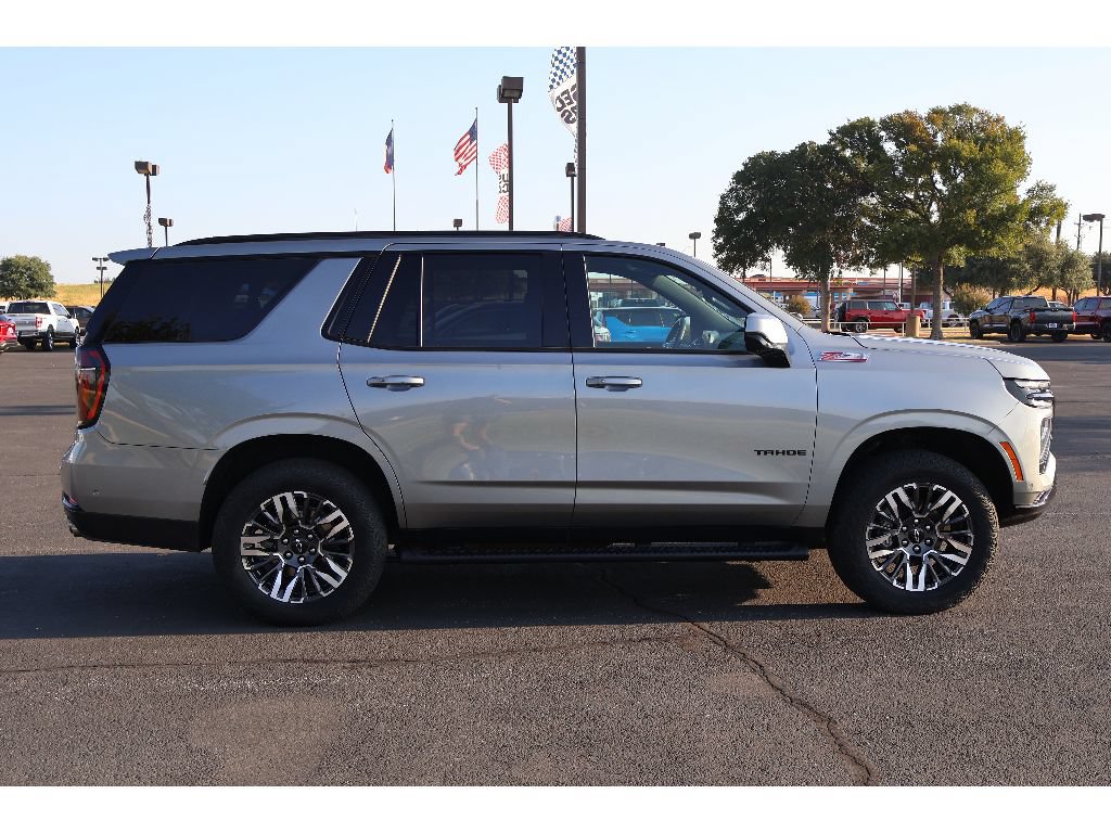 Used 2025 Chevrolet Tahoe Z71 AWD/4WD image 12