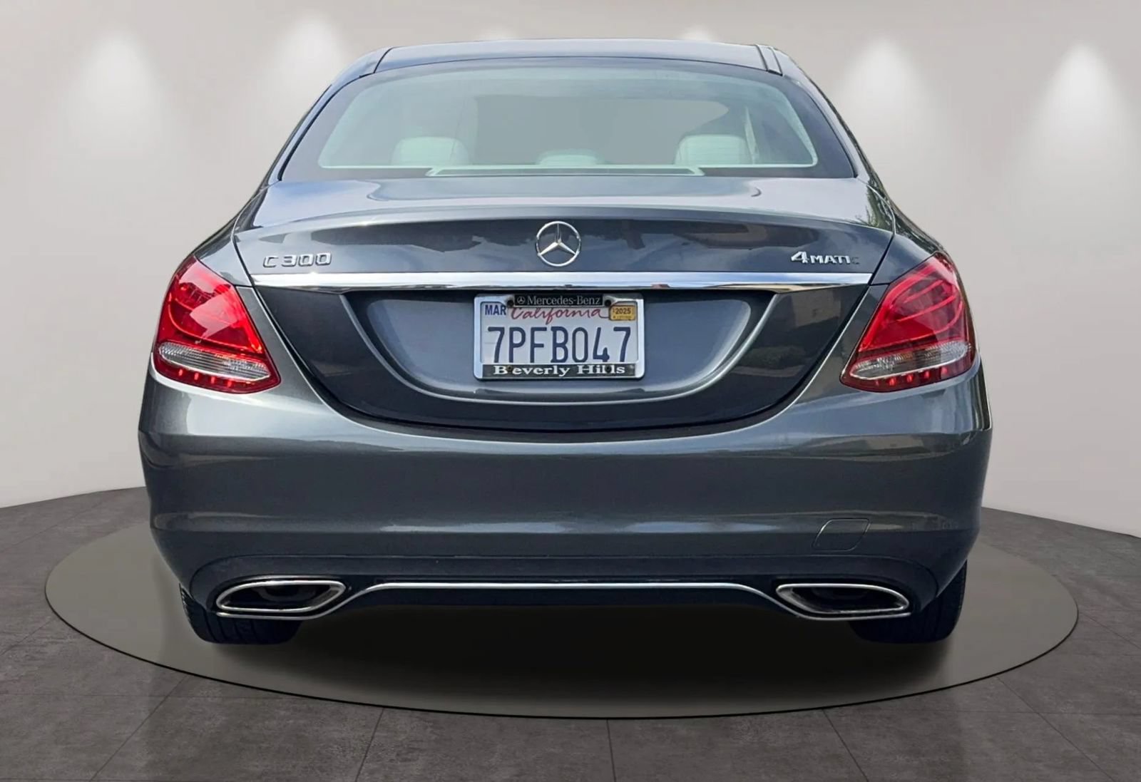 Used 2015 Mercedes-Benz C 300 4MATIC Sedan image 6