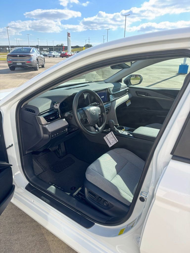 Used 2026 Toyota Camry LE w/ Convenience Package image 13