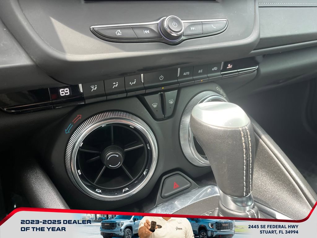 Used 2024 Chevrolet Camaro LT image 19