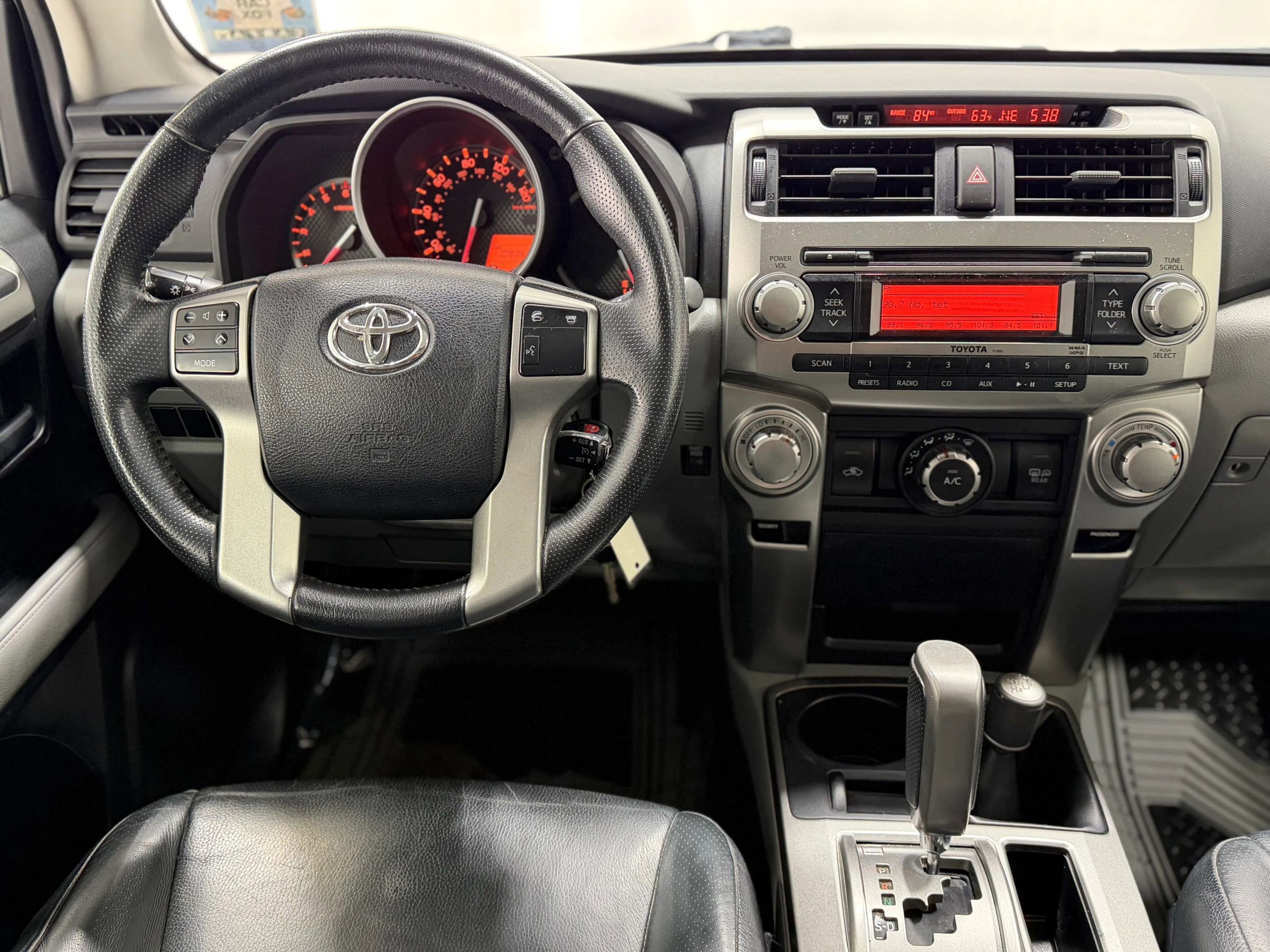 Used 2010 Toyota 4Runner SR5 image 23
