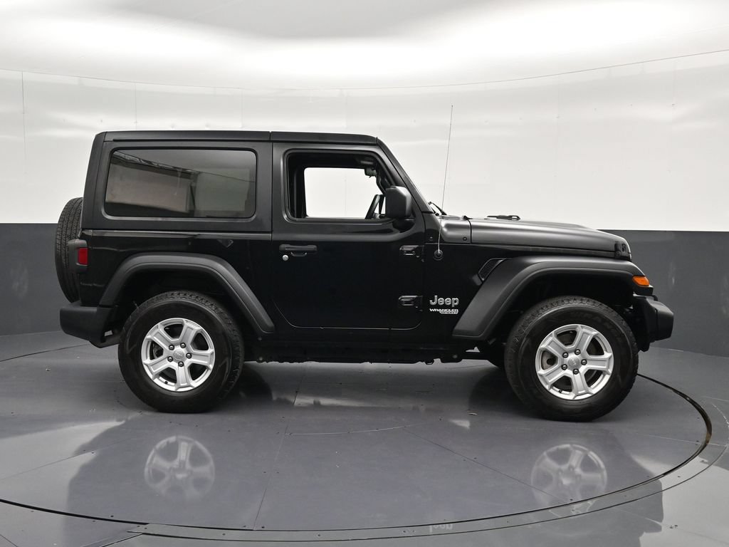 Used 2021 Jeep Wrangler Sport AWD/4WD image 4