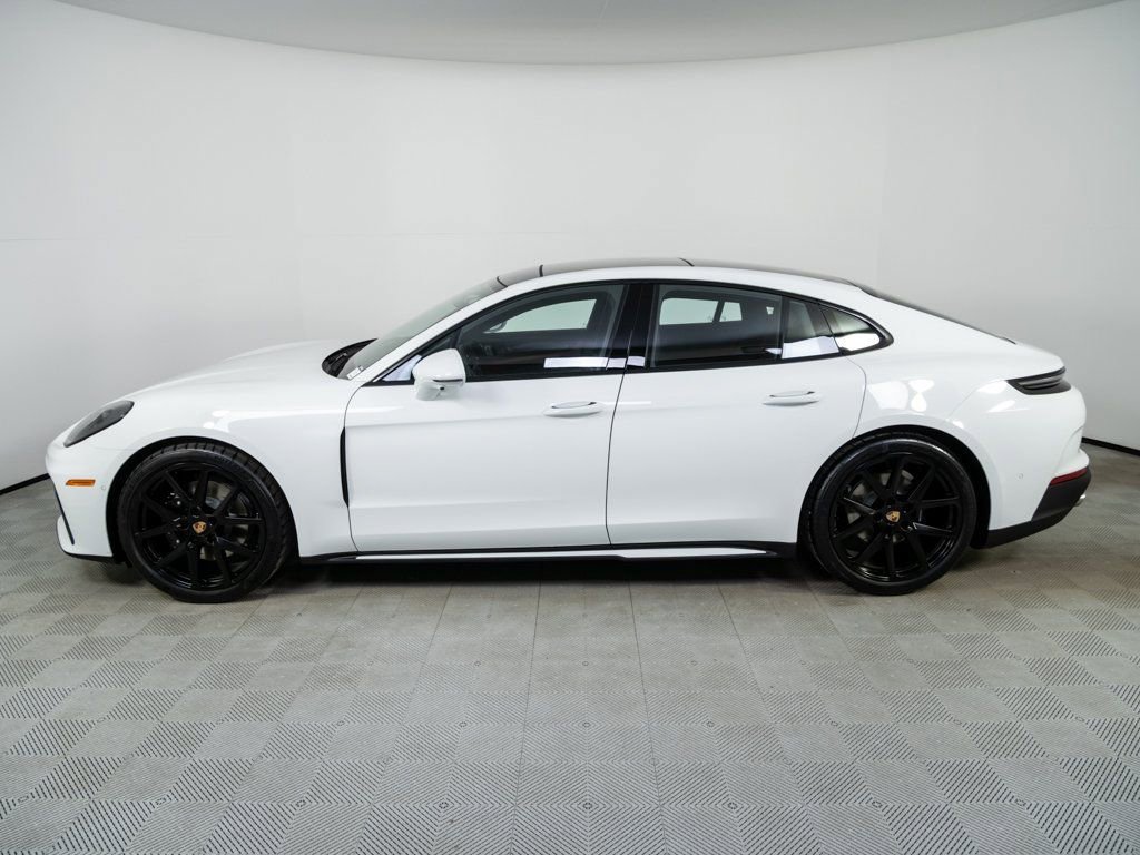 New 2026 Porsche Panamera 4 image 2