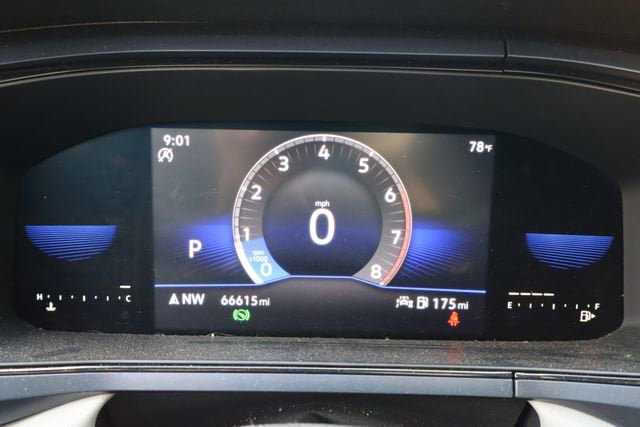 Used 2022 Volkswagen Taos SE FWD image 9